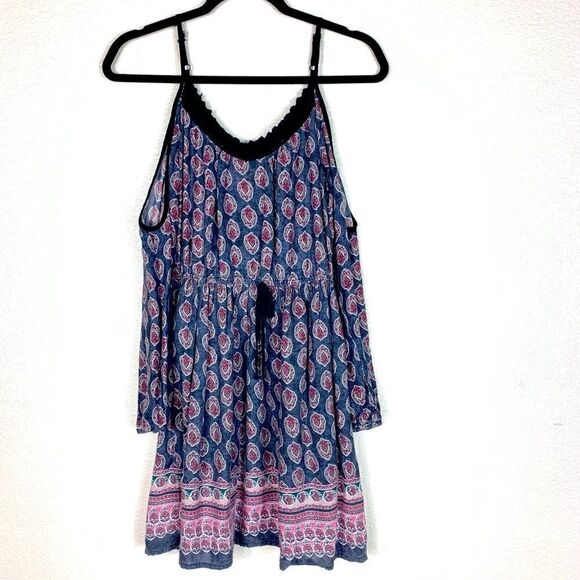 Band of Gypsies Paisley Cold Shoulder Tunic Dress - Picture 1 of 6